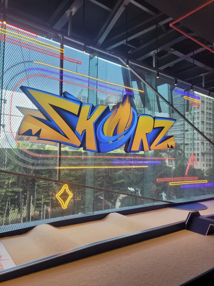 Skorz Sportainment 1