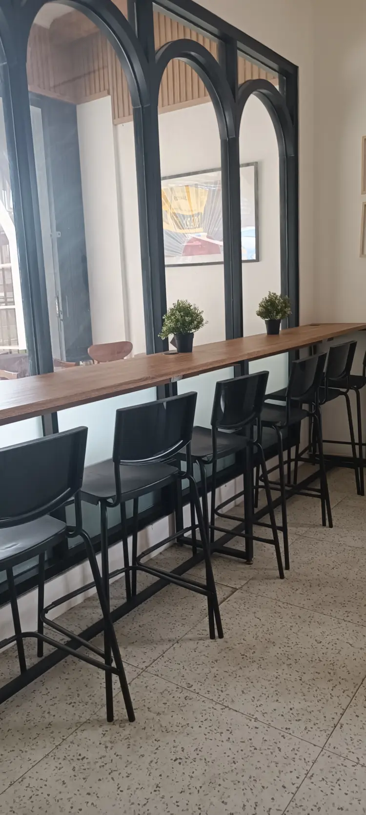 Noon Cafe Eatery Coworking 2