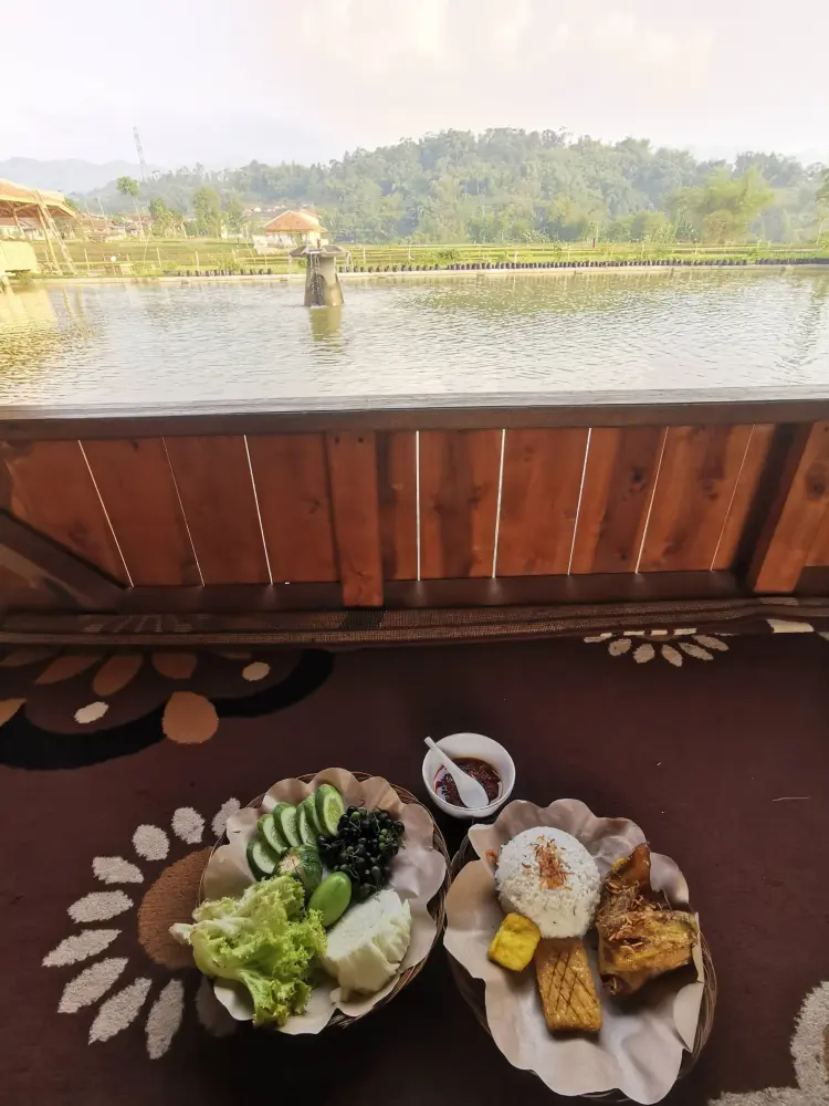 Rumah Makan Rancage 3