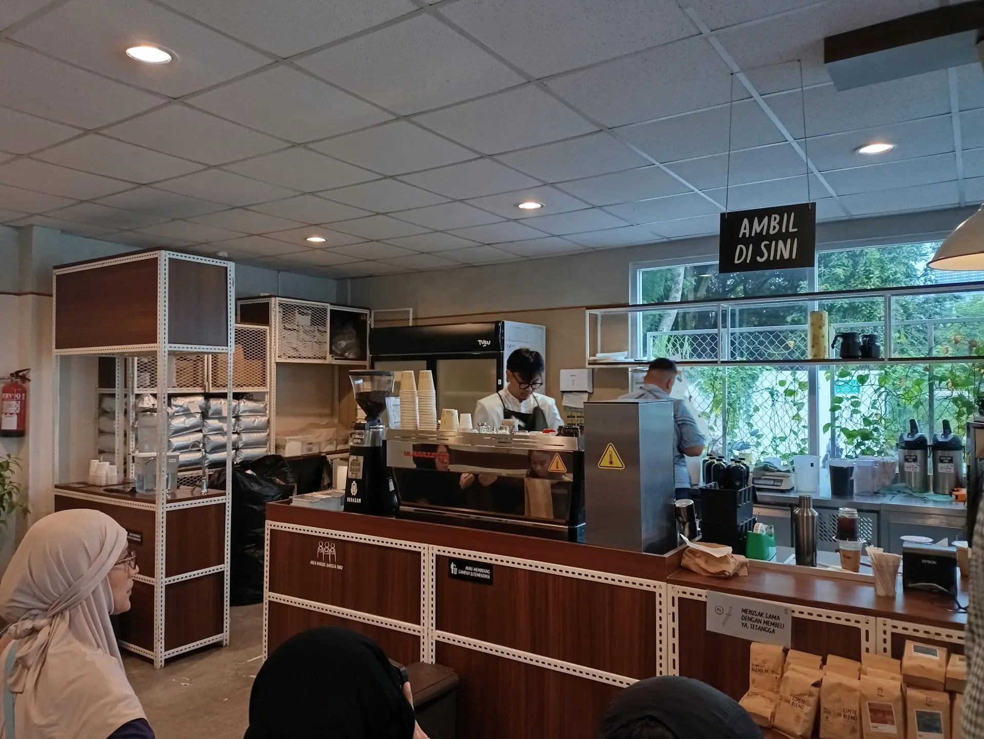 18k喝到国民级咖啡，这家开在加油站里的TUKU凭什么总在排队？ 4