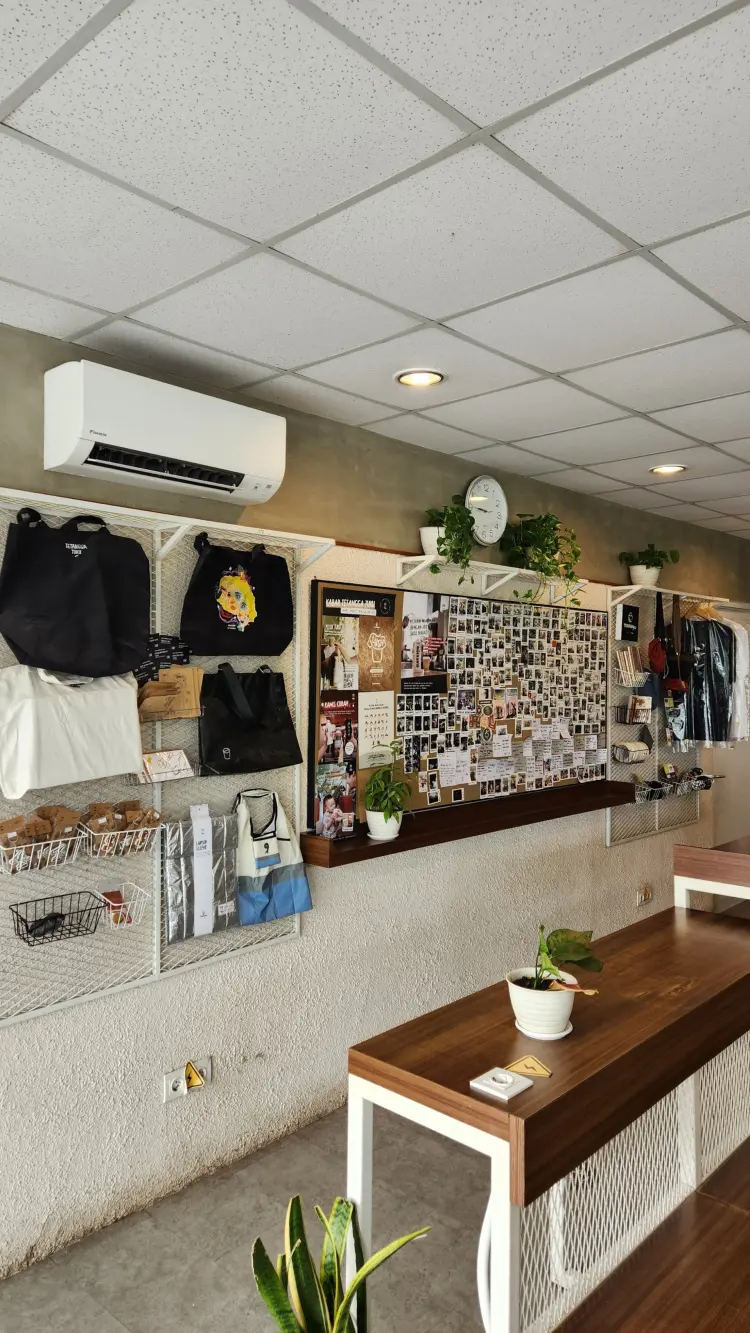 Toko Kopi TUKU - SPBU bp Bintaro Emerald 9