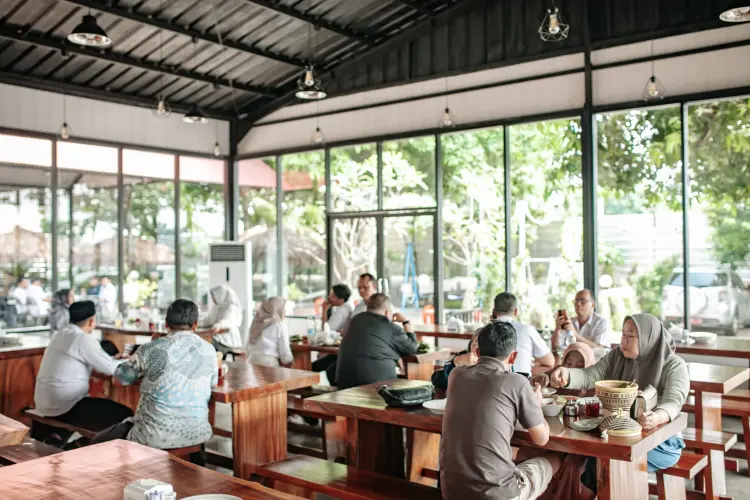 Ponyo® Coffee Resto & Wedding - Setu Telajung Kab. Bekasi 5