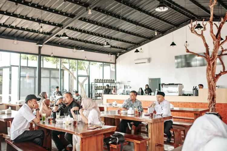 Ponyo® Coffee Resto & Wedding - Setu Telajung Kab. Bekasi 8