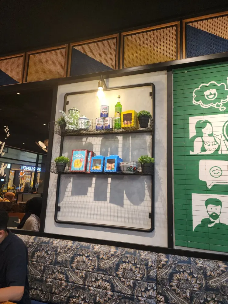 The People's Cafe Mall Ratu Indah 5