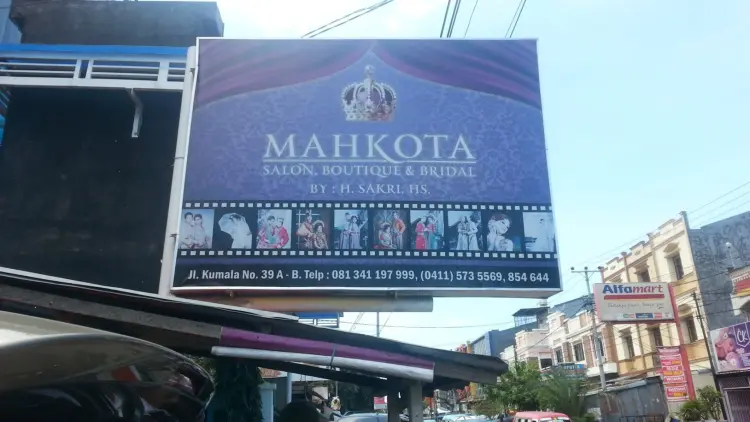 Mahkota Salon 1
