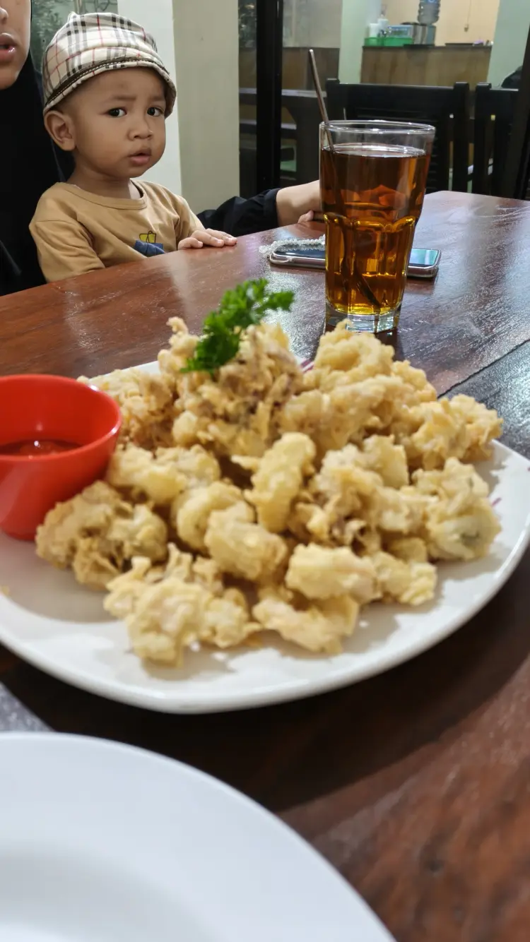 Kampoeng Seafood Bejen 4