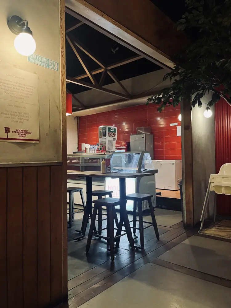Holycow! STEAKHOUSE By Chef Afit 5