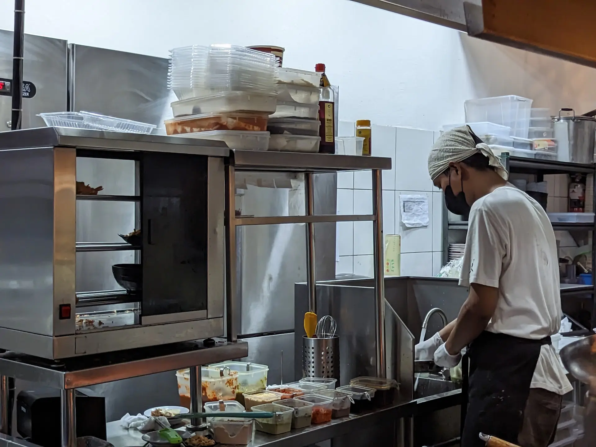 Bintaro's Under-40k Halal Ramen: Is the Ambiance More Stunning Than the Taste? 5