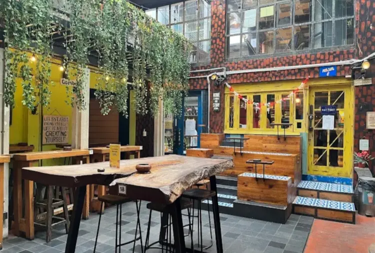 Giyanti Coffee Roastery 1