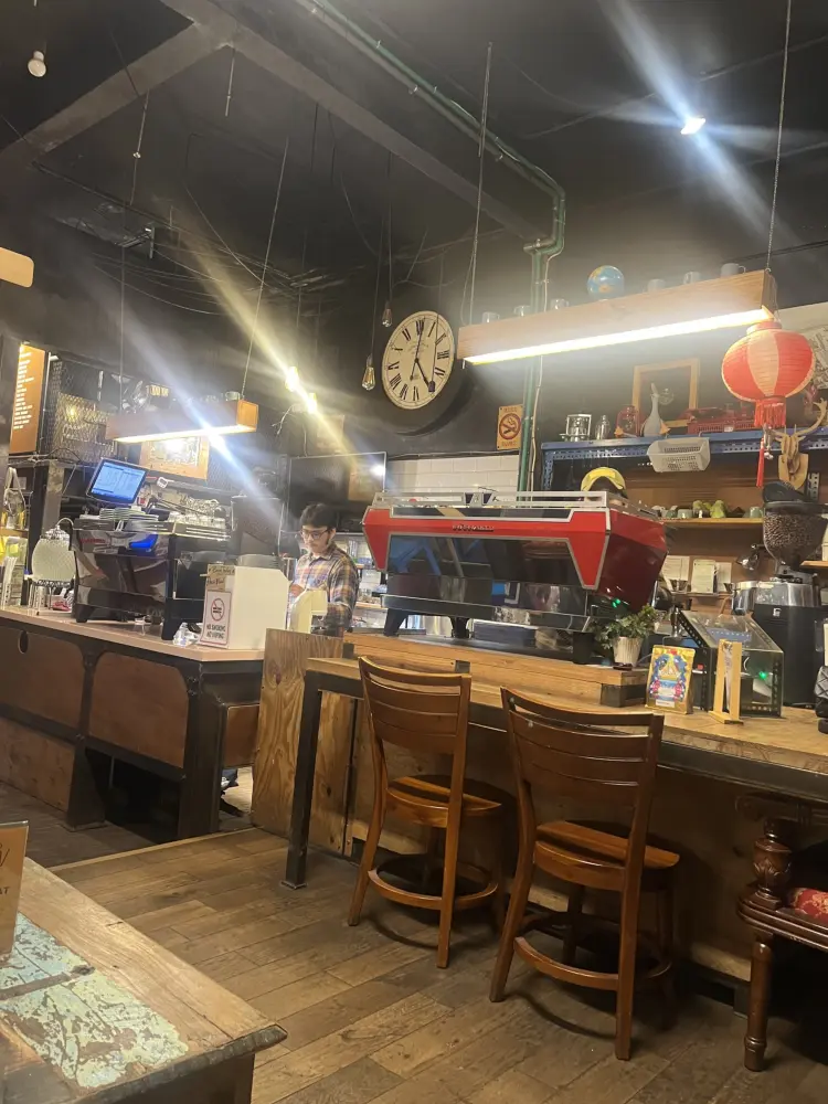 Giyanti Coffee Roastery 10