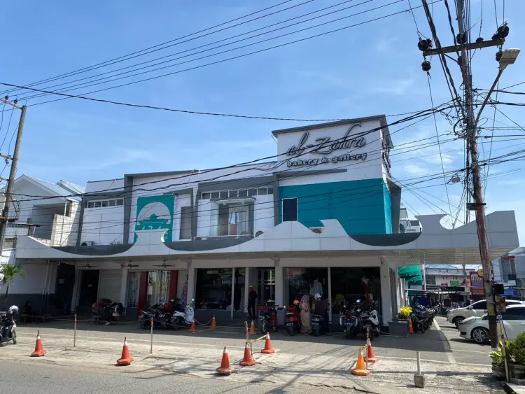 Al Zahra Bakery & Gallery 1