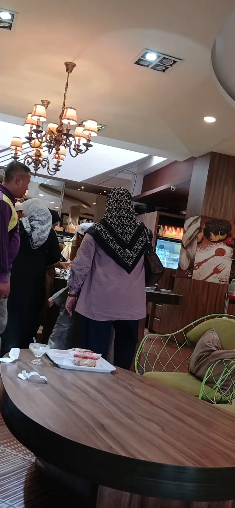 Al Zahra Bakery & Gallery 9