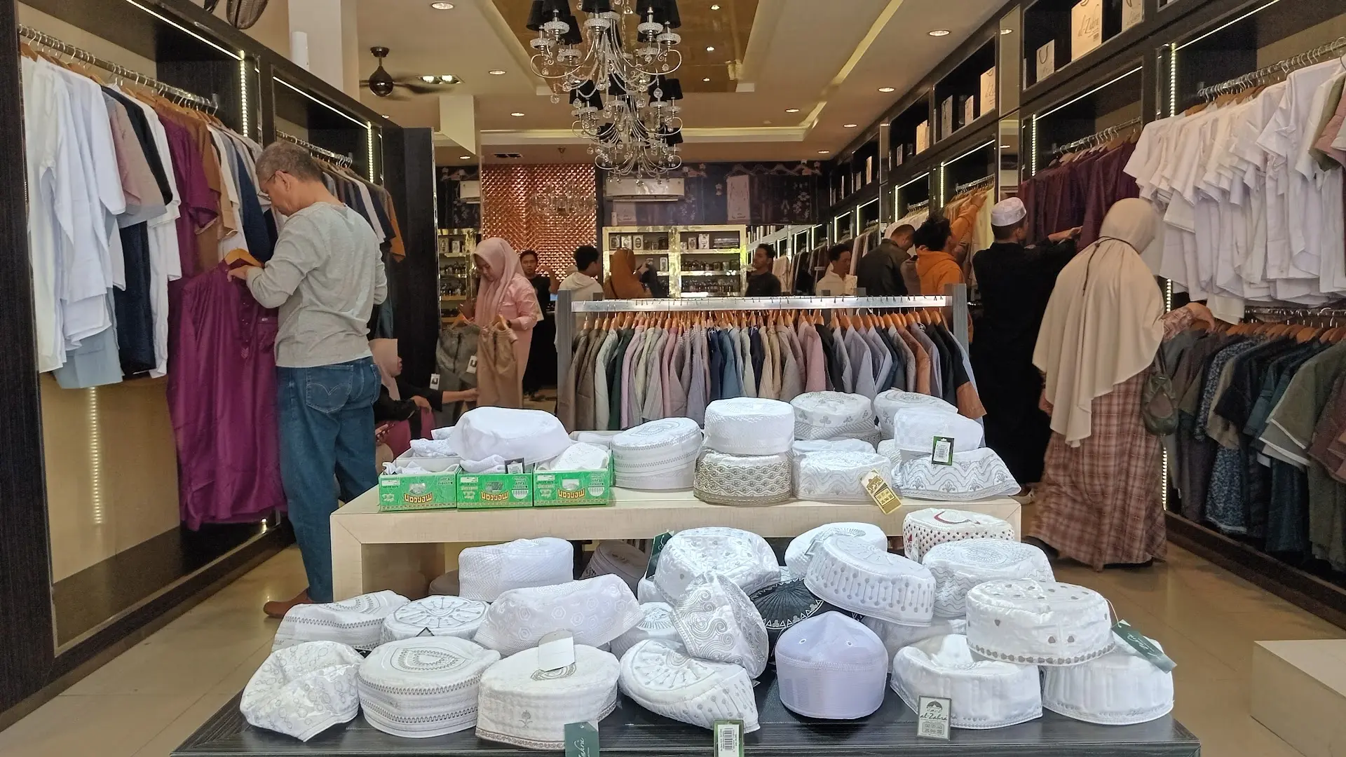 谷歌4.7分，但服务员爱答不理？这家南加小店我劝你带够现金再进！ 1