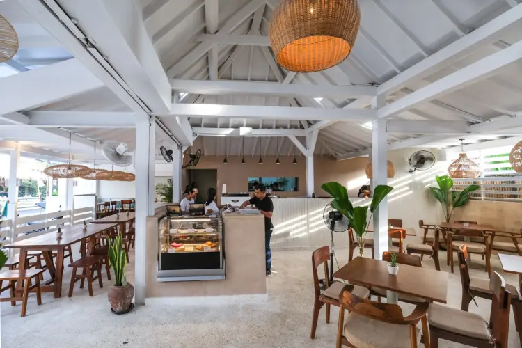nüde cafe Berawa 1