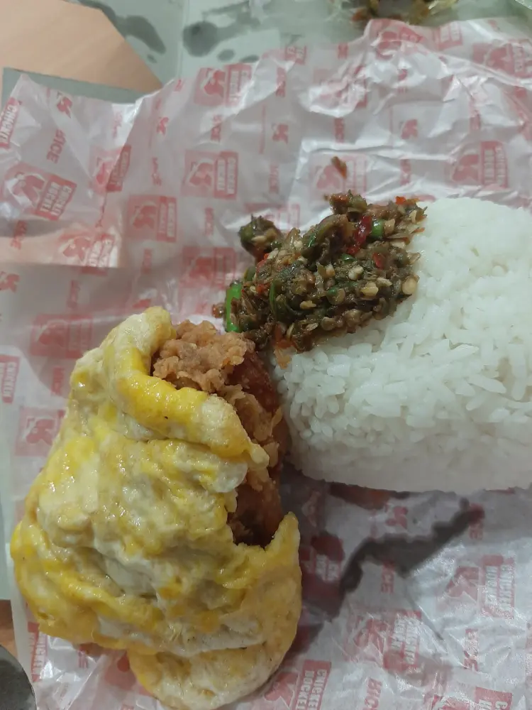 Rocket Chicken Muara Enim 4