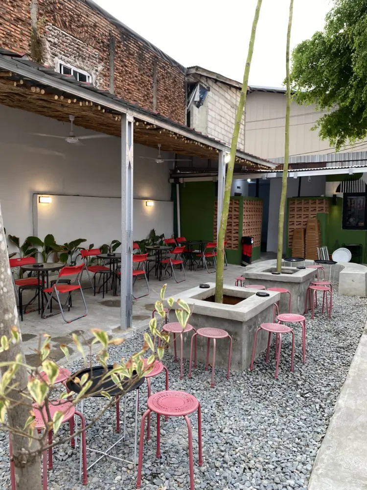 YOEEH COFFEE ROASTERY 6