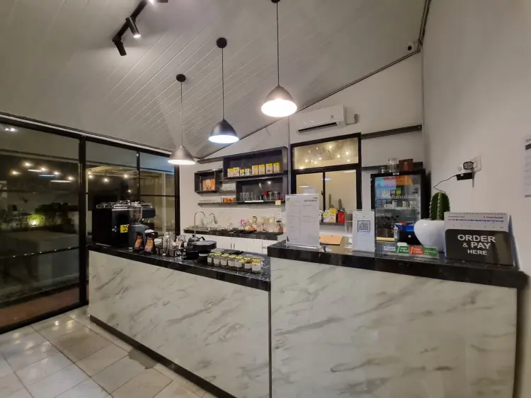 Muara Cafe & Space 1