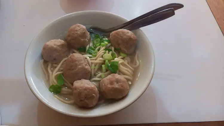Mie Bakso Kocok Bandung 1
