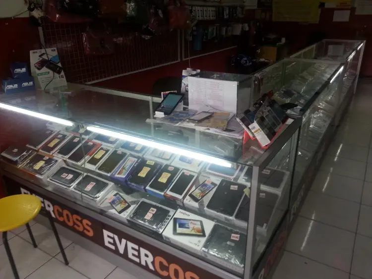 Hangry Rungkut Mapan - Moon Chicken x Ayam Koplo x Hot Side Story x Bu Tumbar 4