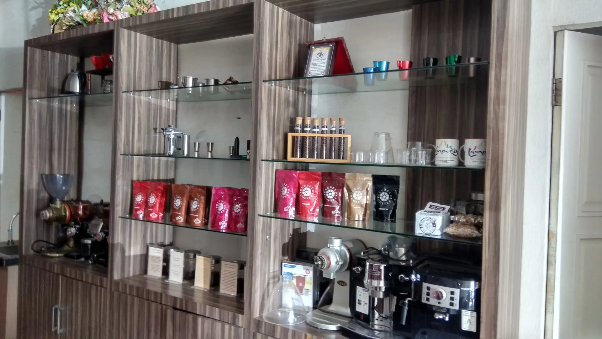 A coffee for 3k Rupiah? This Lampung spot is even crazier than Mixue 2