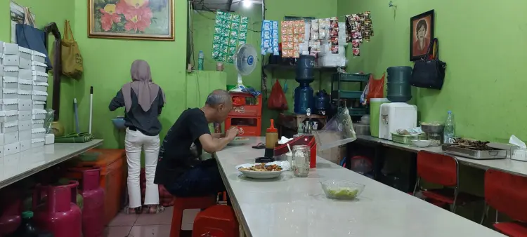 Warung Soponyono 10