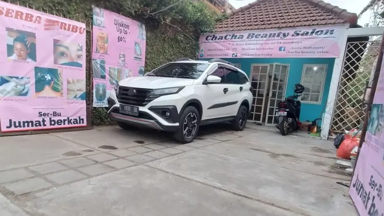 Chacha Beauty Salon 1