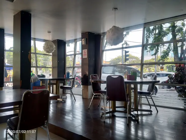 RM Padang Sederhana 7