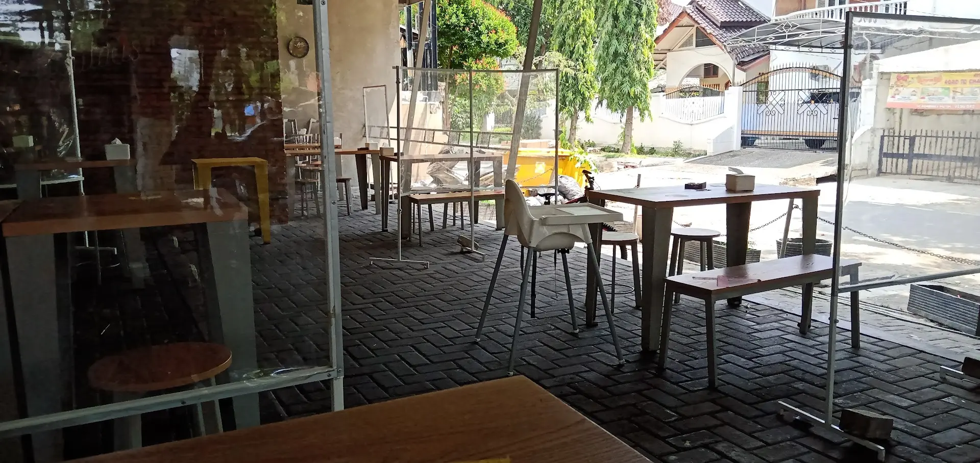 等了1小时就这？雅加达这家Ropang除了环境一无是处 7