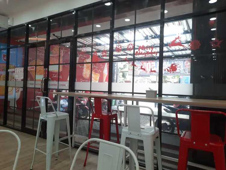 Momoyo ice cream&fruit tea bantul 8