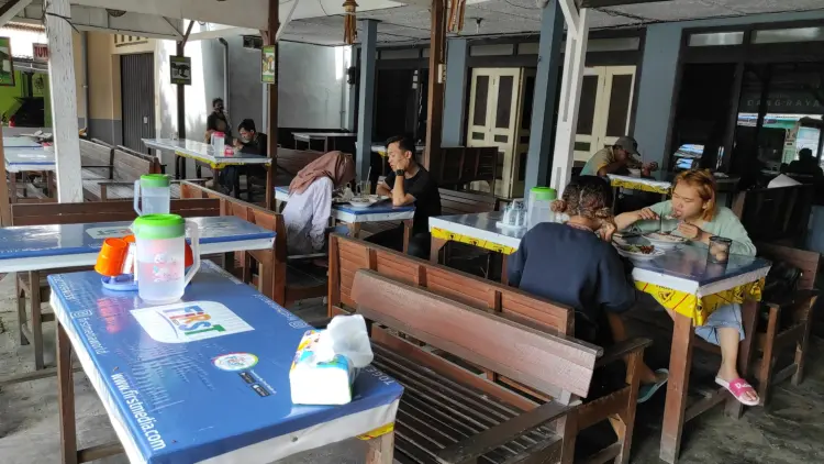 Gondang Raya Restaurant 6