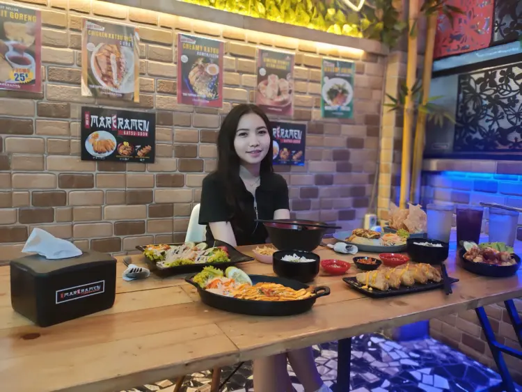 坦格朗这家Google 4.9分的拉面，除了面条，其他都Mantap！