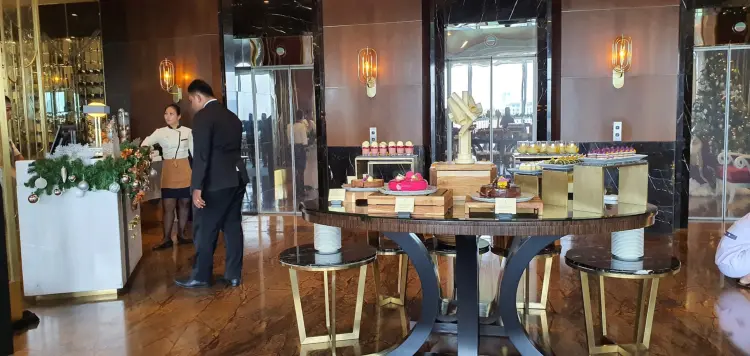 PA.SO.LA Restaurant 10