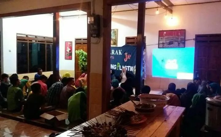 Sadir's Kitchen (sate kambing mbah sadir) 7