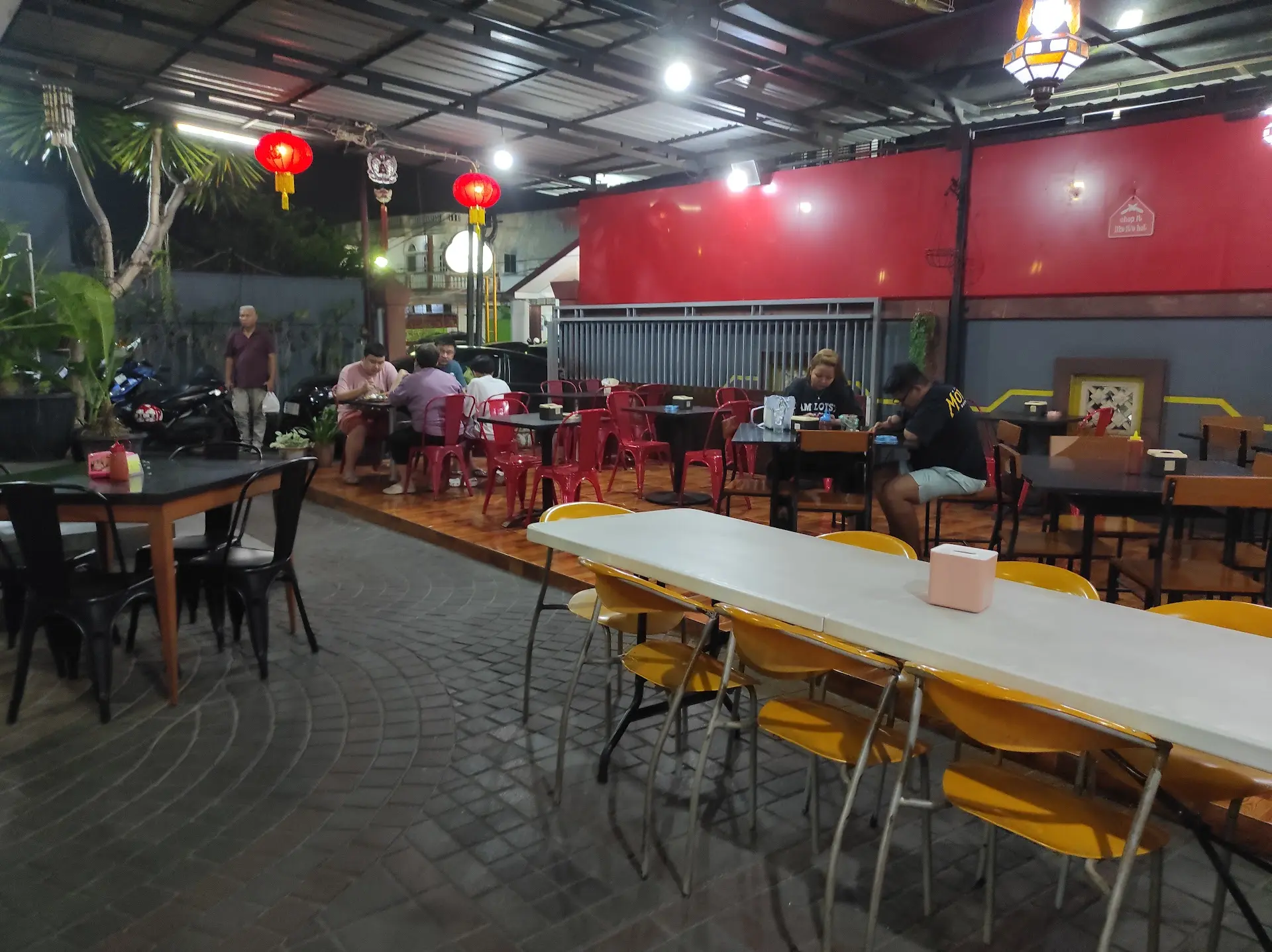 75k的牛排，还只能吃全熟？巴东这家店到底什么来头？ 2