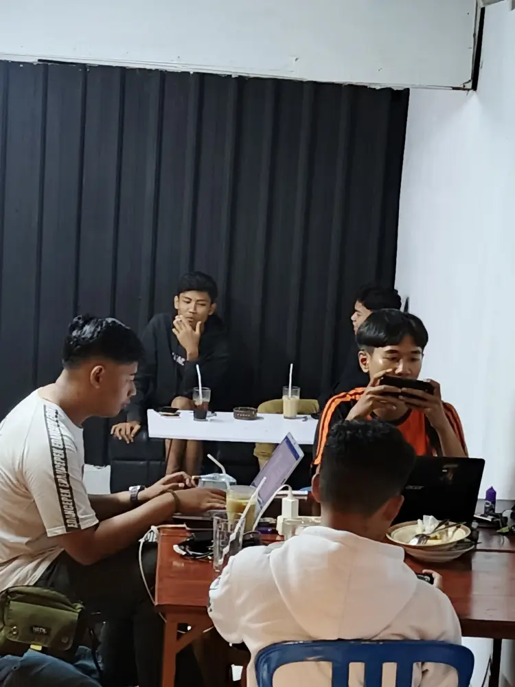 Garasi Kopi beroda 5