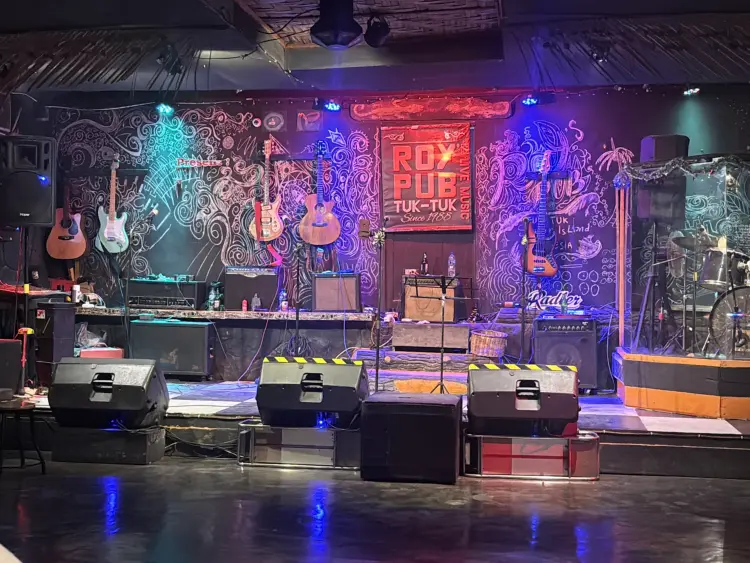 Roy's Pub Live Music 4