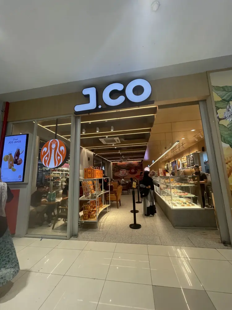 JCO COFFEE & DONUTS RAMAYANA PEKALONGAN 1