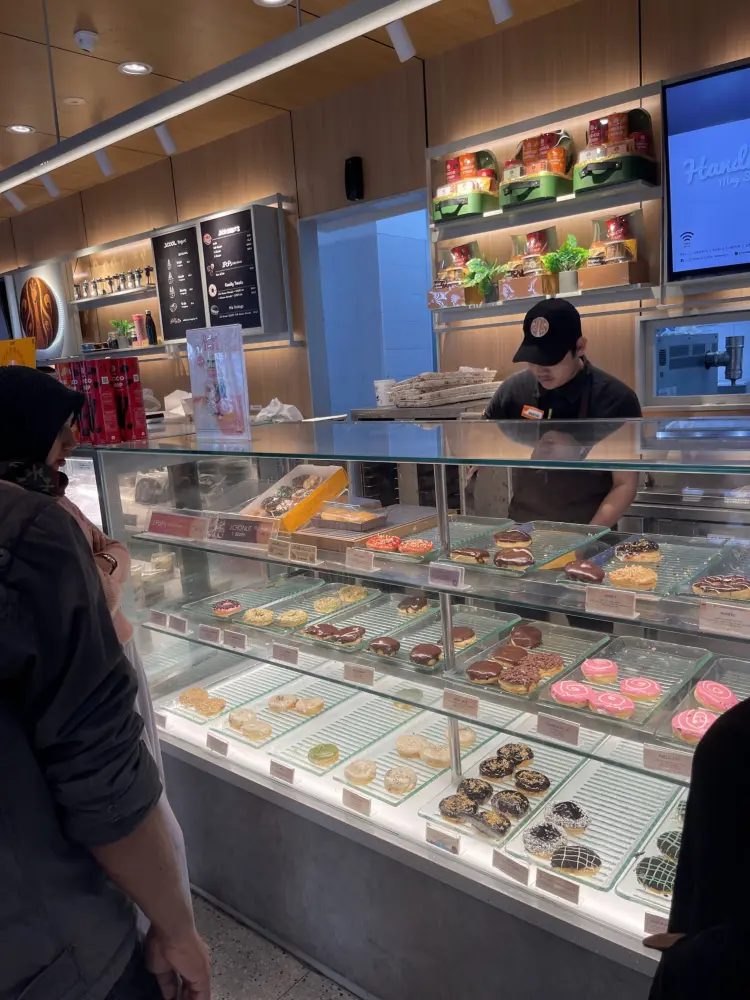 JCO COFFEE & DONUTS RAMAYANA PEKALONGAN 9