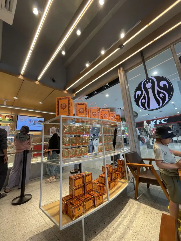 JCO COFFEE & DONUTS RAMAYANA PEKALONGAN 5