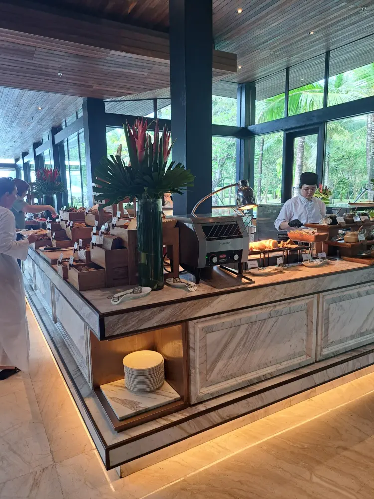 Pala Restaurant & Rooftop Bar 8