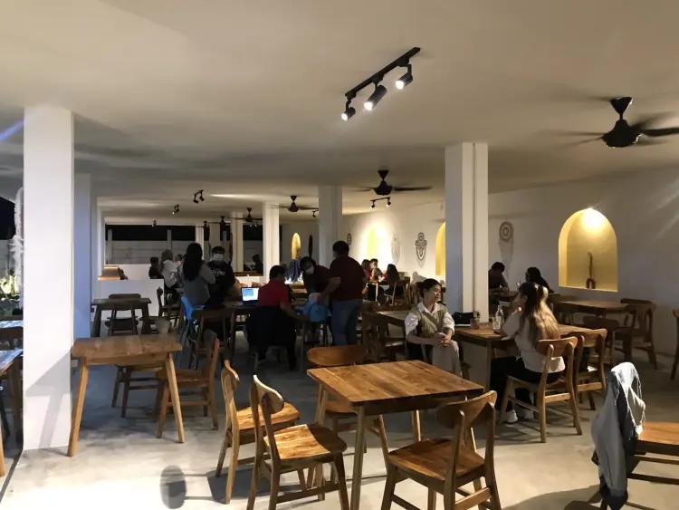 Se.tujuan Coffee & Eatery 1
