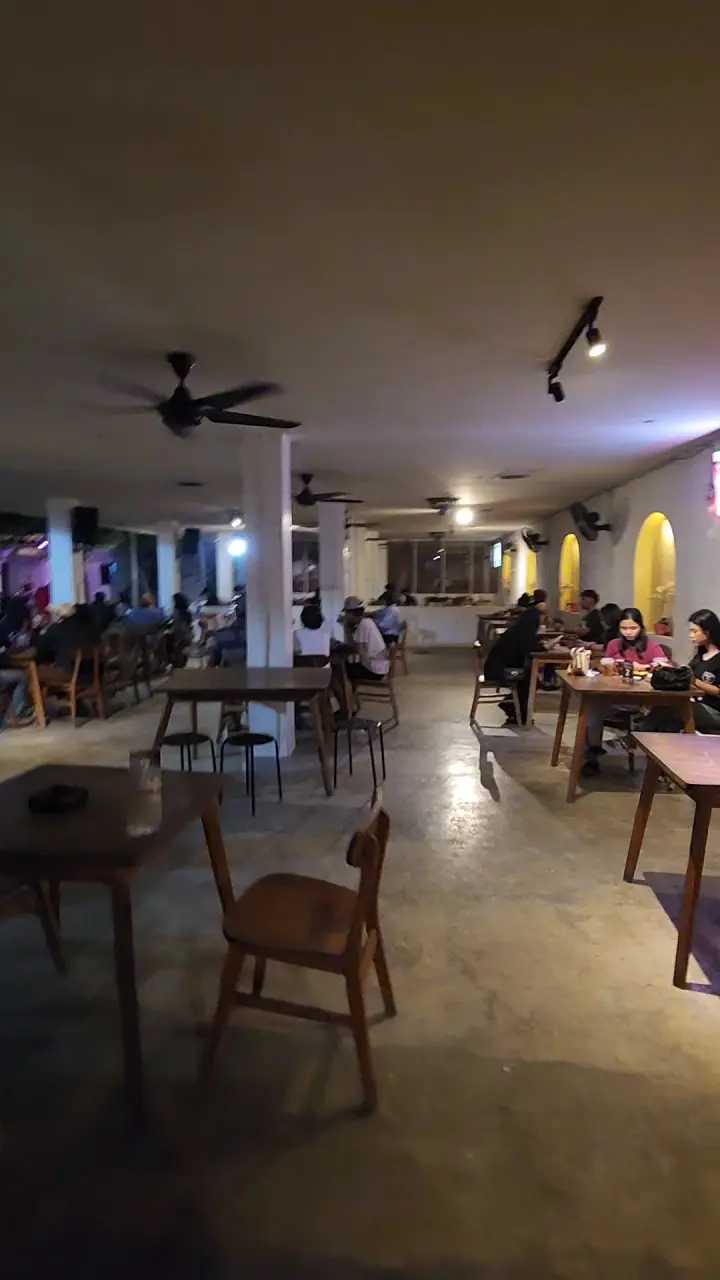 Se.tujuan Coffee & Eatery 4