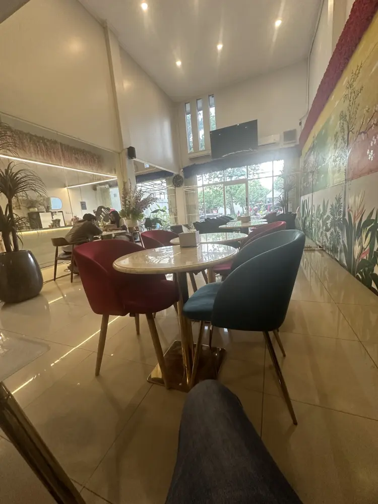 Uptown Coffee Surabaya 5