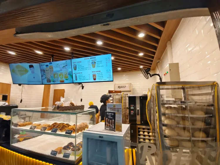 Roti'O - Stasiun Tugu Yogyakarta 7