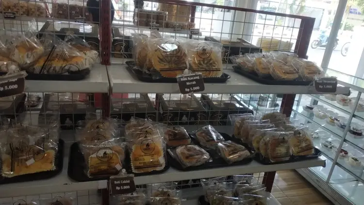 AMORFI CAKE & BREAD 2