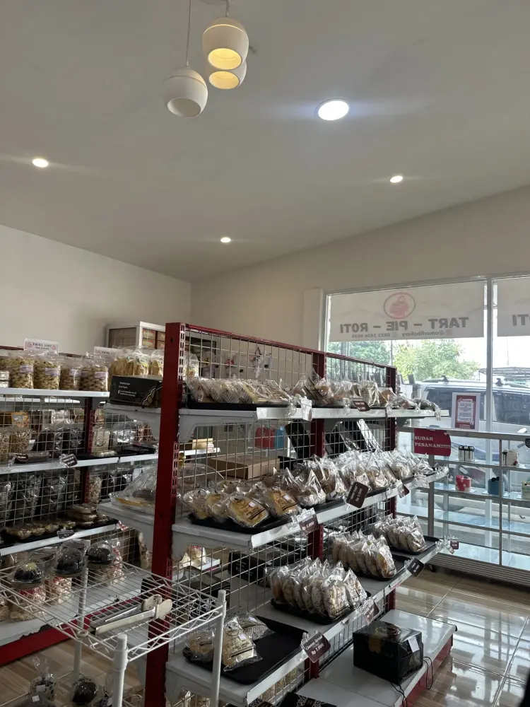 AMORFI CAKE & BREAD 3