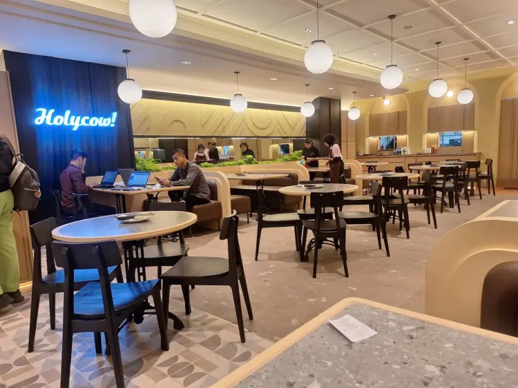 Steak Hotel by HOLYCOW! TKP Semarang 8