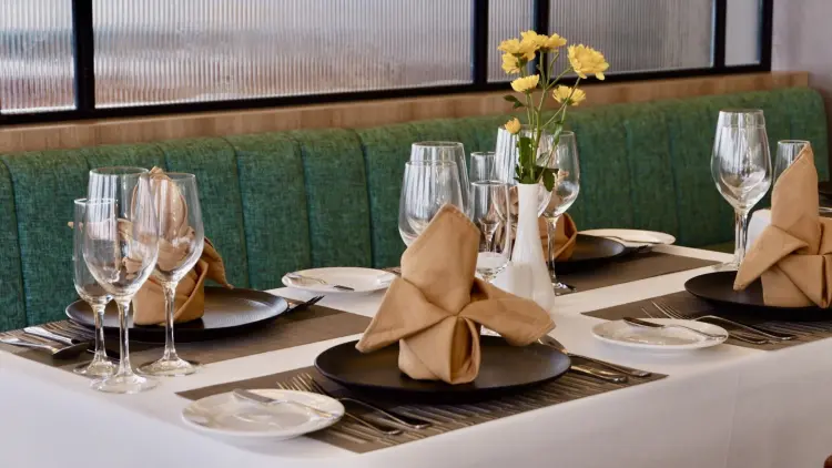 Cinnamon Restaurant 1