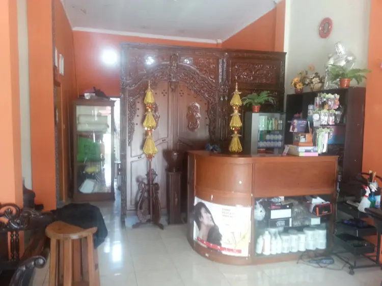 Rumah Rias Deva Salon 1