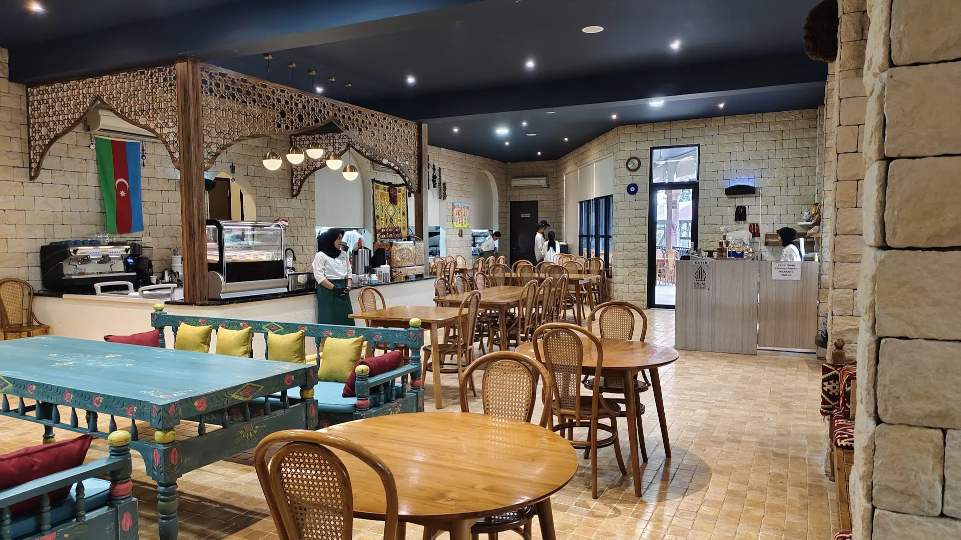 面包100分主菜60分?南坦格朗这家阿塞拜疆神店,我帮你们试了! 3